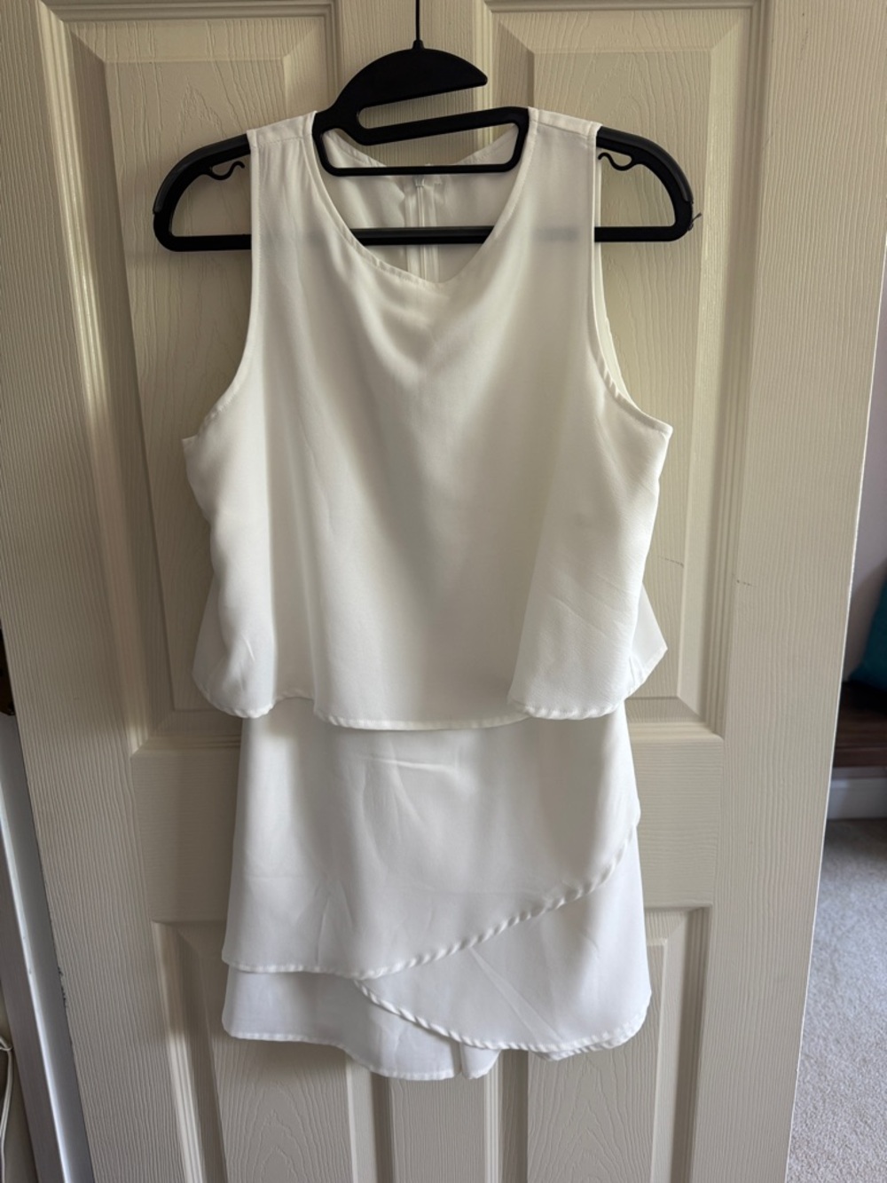 Layered White Sleeveless Skort Romper - Picture 2 of 5